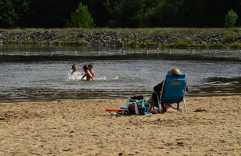 Hickory Run State Park has a large fresh water lake used for recreation year round by many tourists, via Alan Budman / Shutterstock.com