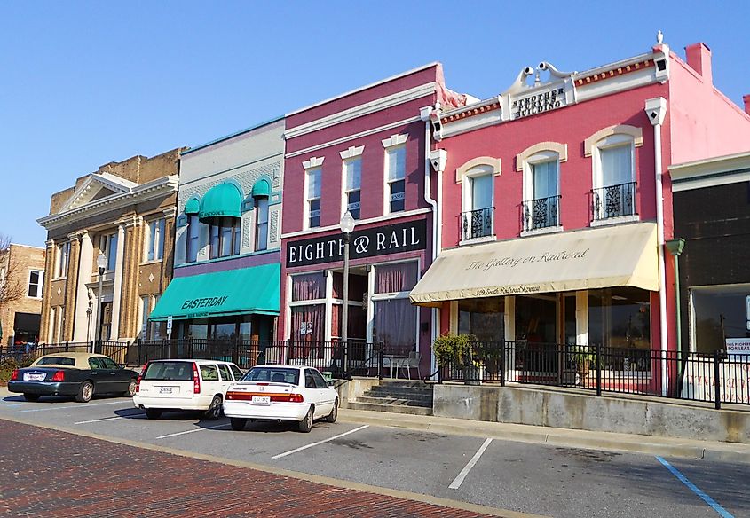 Opelika, Alabama: Railroad Avenue Historic District.