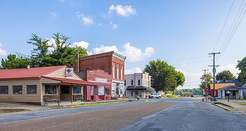 The Main Street in Elizabethtown, Illinois