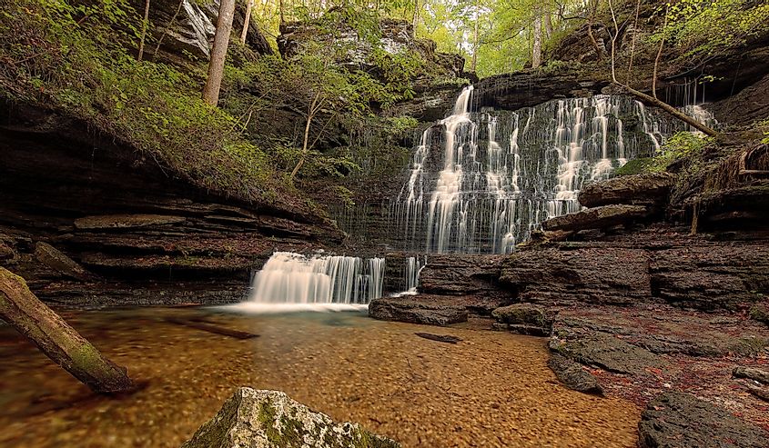 Machine Falls in Tullahoma, Tennessee
