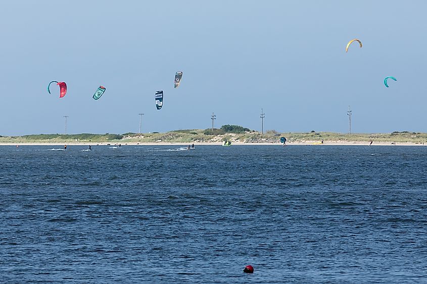 Paragliding over the Highlands, New Jersey, via Erin Cadigan / Shutterstock.com