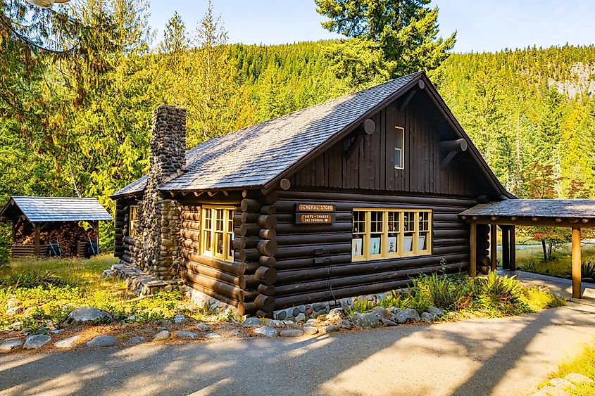 Classic general store building stands in Mount Rainier National Park, a historic and essential stop for park visitors (Credit: Photo Spirit via Shutterstock)