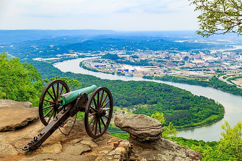 Civil War cannon at Point Park on Lookout Mountain overlooking Chattanooga, Tennessee
