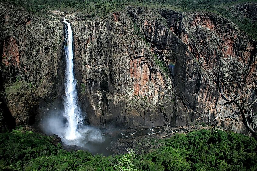 Wallaman Falls