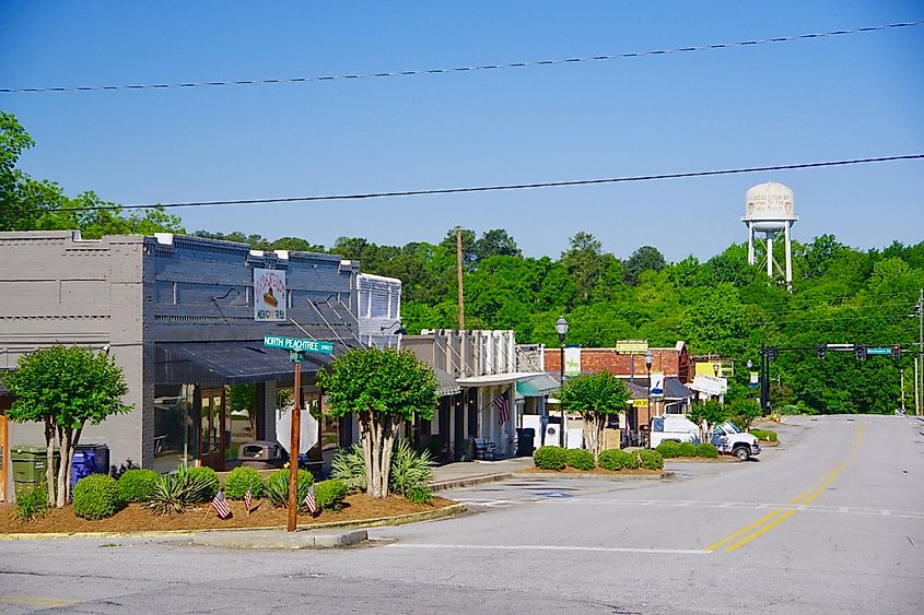 The main street in Lincolnton, Georgia.