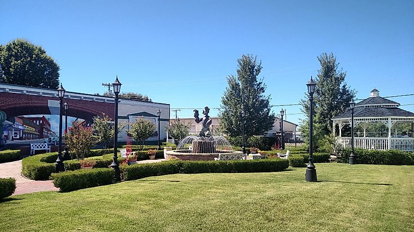 Downtown park, gazebo and fountain in Alma, Arkansas.