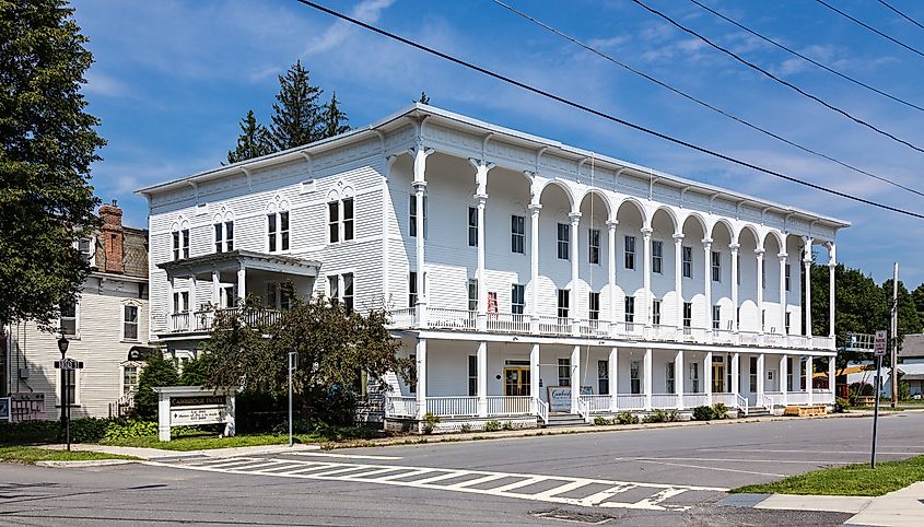 Cambridge Hotel, Main & Broad St, Cambridge, New York