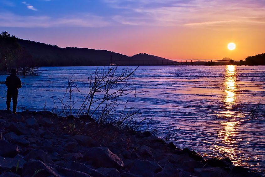 Arkansas River and Pinnacle Mountain as seen from Murray Park.
