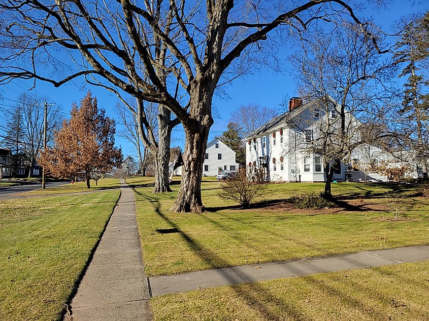 Elm Street in Rocky Hill, Connecticut