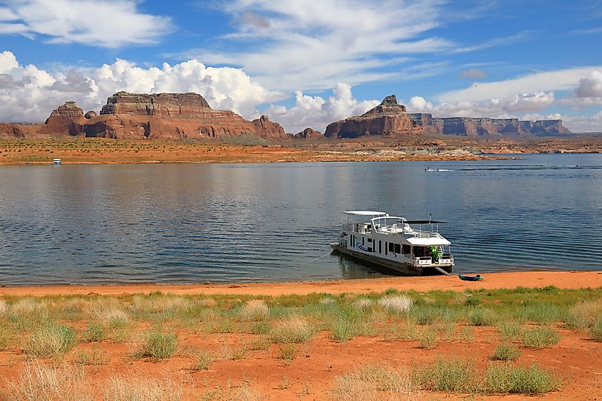 Houseboat at Gunsight Bay of Lake Powell, Utah