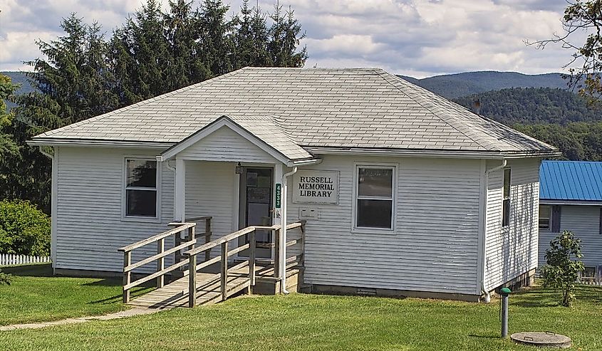 White facade of the Russell Memorial Library in Monkton, Vermont, USA.