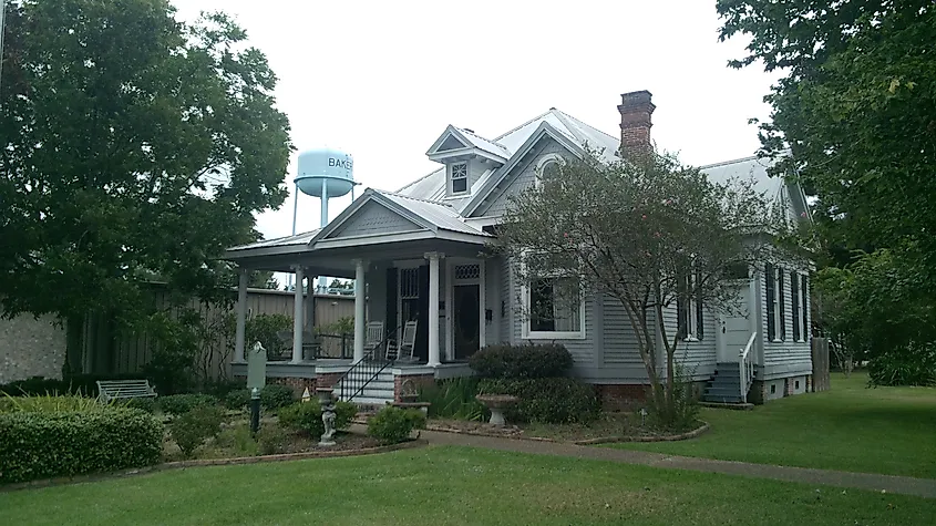 View of the Cushman House in Baker, Louisiana.
