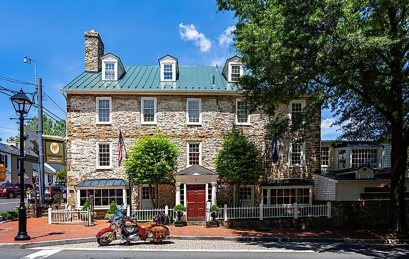 The Red Fox Inn and Tavern in Middleburg, Virginia, USA. 