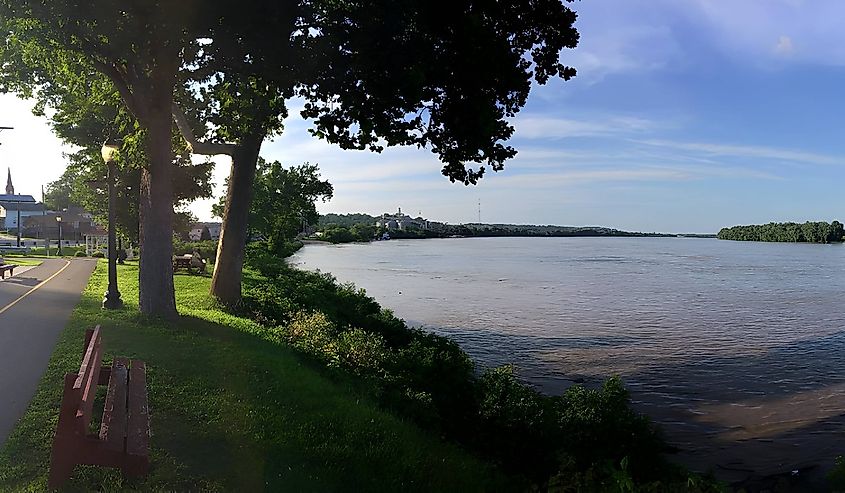 Panoramic View of the Ohio River from the bank in Aurora Indiana