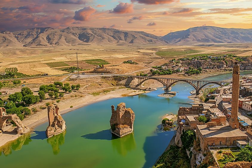 Mesopotamian landscape in Hasankeyf, Turkey.
