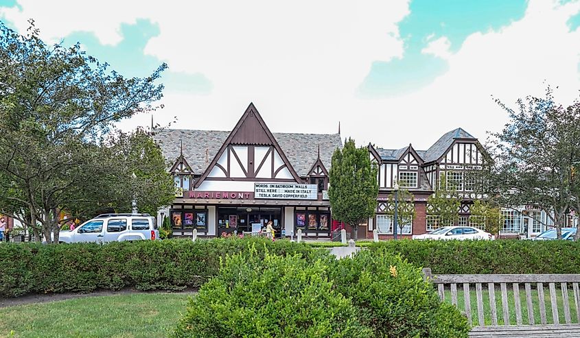 The picturesque town center of Mariemont as seen from the town square park. 