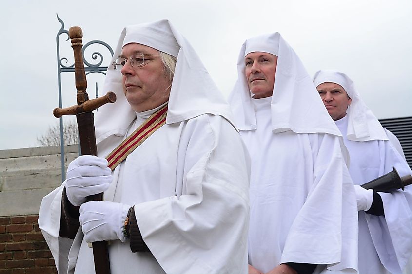 The order of druids celebrate the start of spring. 