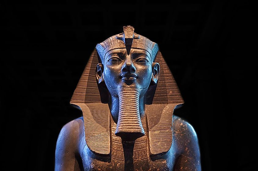 Statue of Pharaoh Amenhotep III - Francisco Javier Diaz / Shutterstock.com