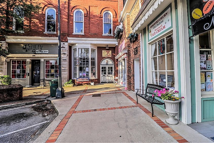  Downtown Columbia, Tennessee (via Real Estate Photographer Pro)