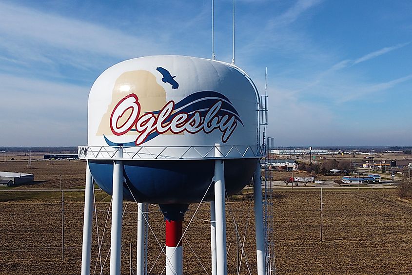 The water tower in Oglesby, Illinois