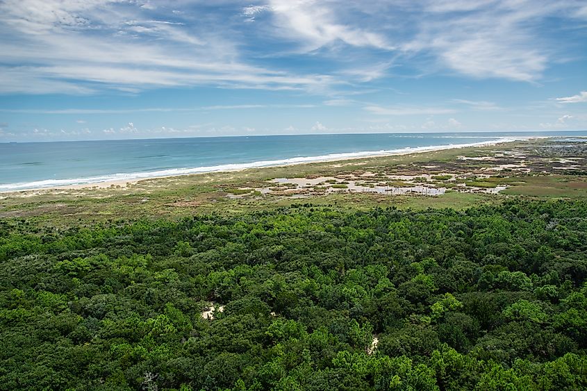 Cape Hatteras National Sea Shore. Credit: Tom Worsley/Shutterstock.com