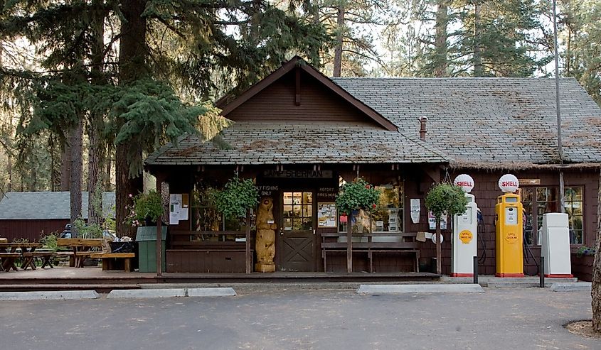 Camp Sherman Store, Camp Sherman, Oregon.