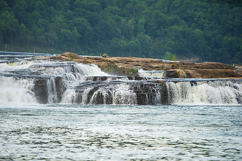 Kanawha Falls in Glen Ferris, West Virginia