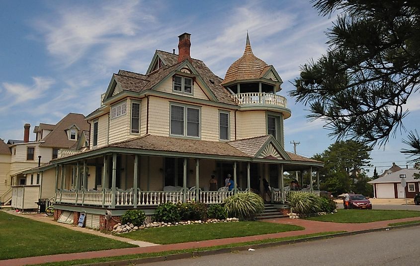 Converse Cottage in the Beach Haven Historic District