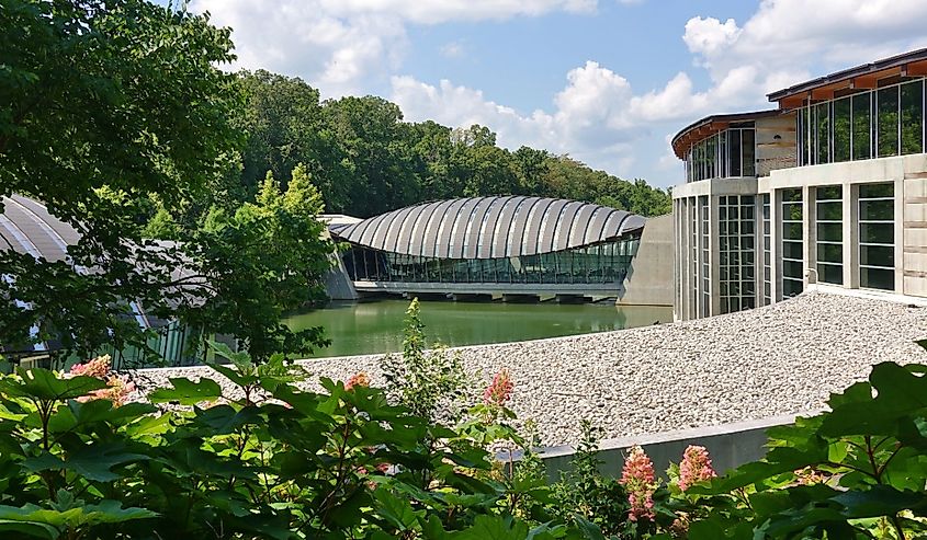  Crystal Bridges Museum of American Art in Bentonville, Arkansas.