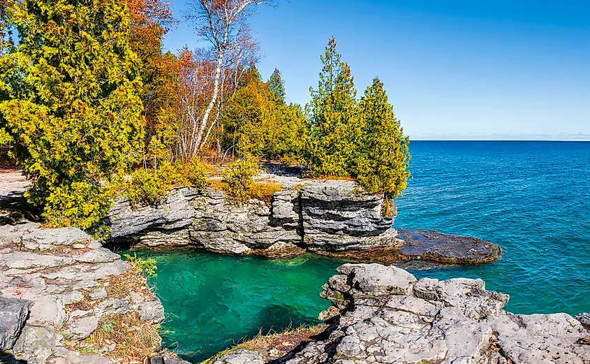 Cave Point Country Park at Door County in Wisconsin.