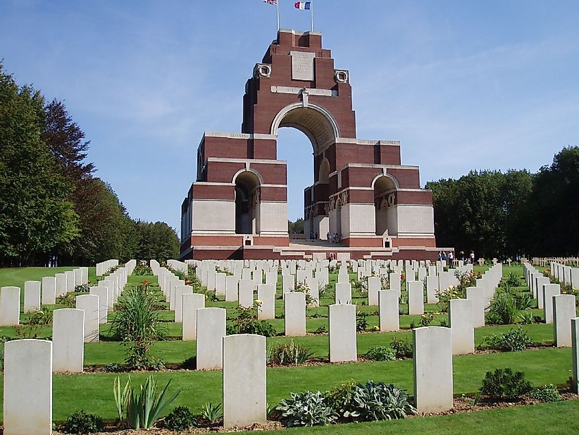 Thiepval Memorial to the Missing of the Somme is a war memorial to 72,337[1] missing British and South African servicemen who died in the Battles of the Somme