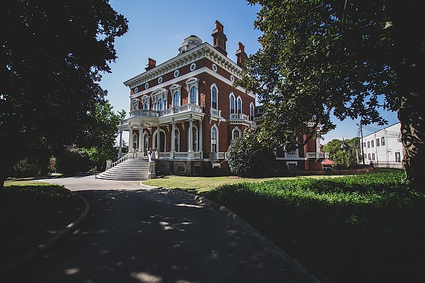 Beautiful detached former plantation home on a summer day on Georgia's Antebellum road in the U.S.A.