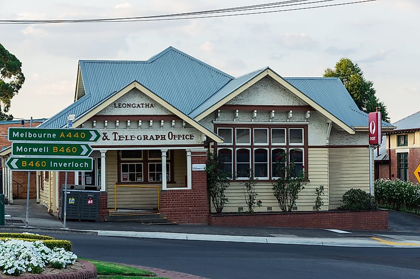 Australia Post office in Leongatha.
