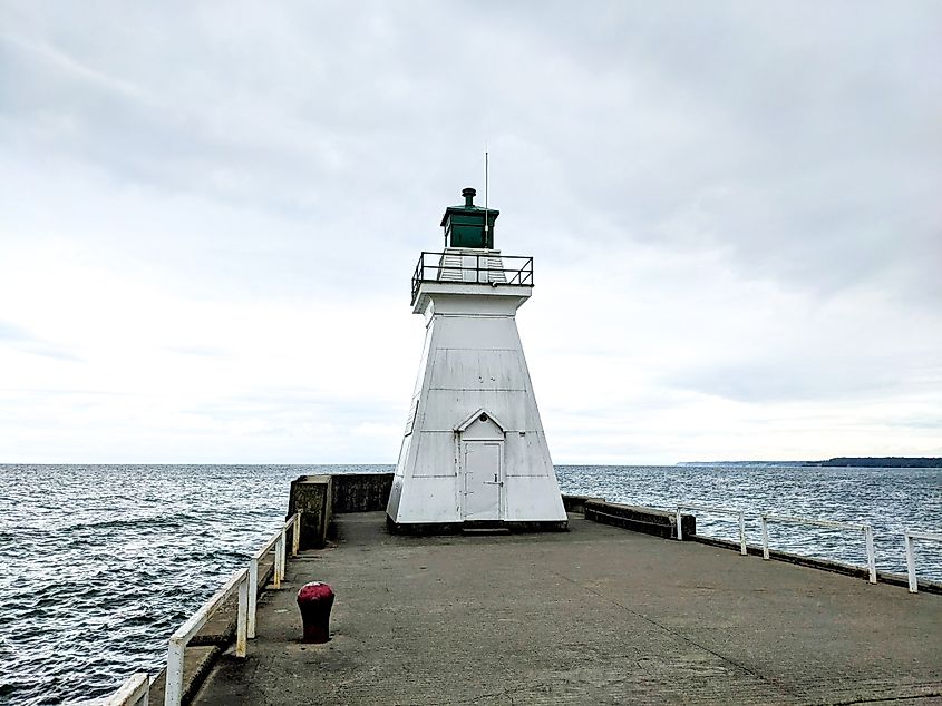 Port Dover West Pierhead Lighthouse Lake Erie, Ontario, Canada.