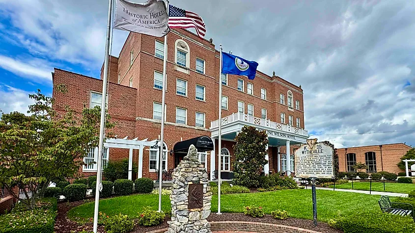 Wytheville's Bolling Wilson Hotel Photo Bryan Dearsley