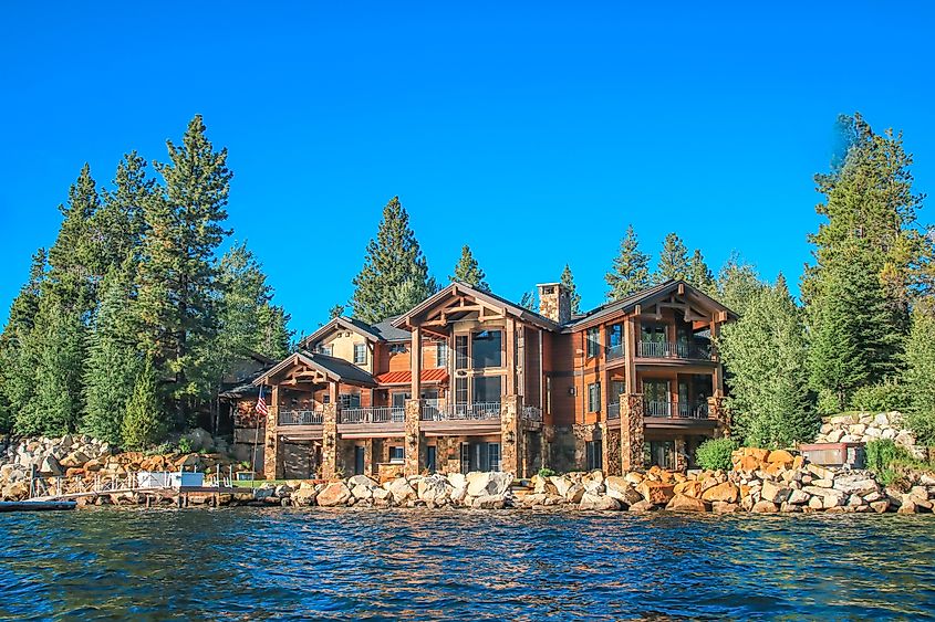 Lakeside Summer Home Mansion in Donnelly, Idaho 