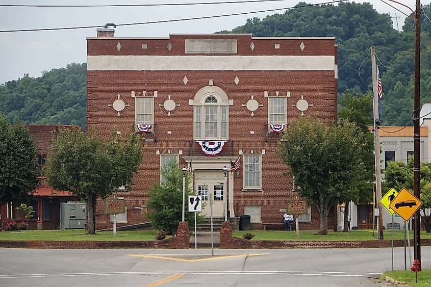 The Cumberland County Courthouse in Burkesville, Kentucky.