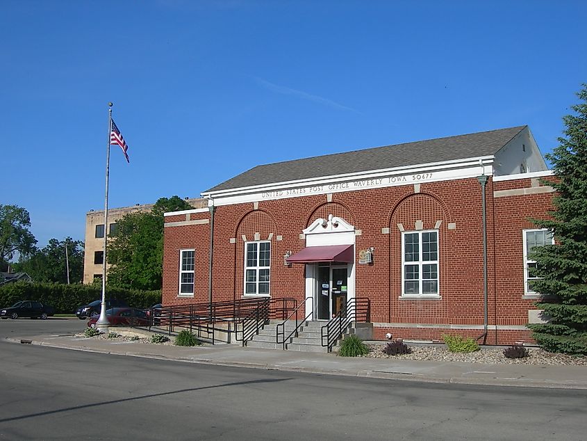 The 1936-built post office building in Waverly, Iowa
