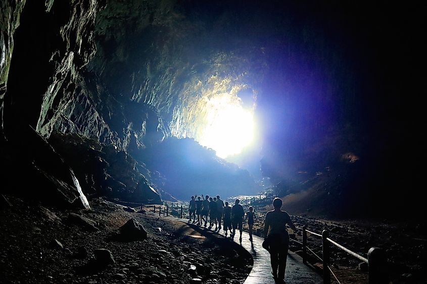 Deer cave gunung mulu