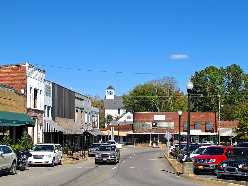 Buildings along the courthouse square in Waynesboro, Tennessee 
