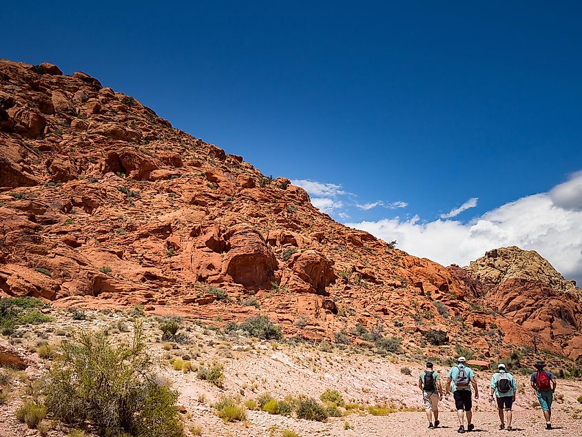 People walk to Red Rock Canyon Nevada Las Vegas