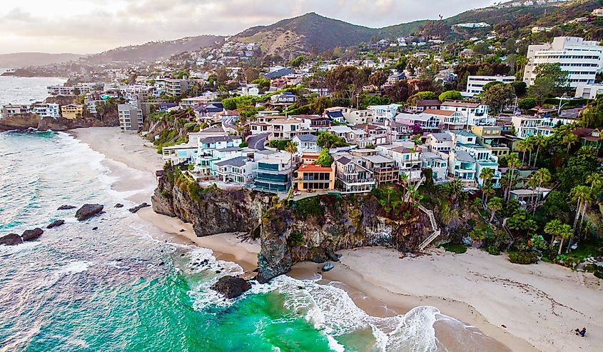 Buildings on the coast of Laguna Beach, California.