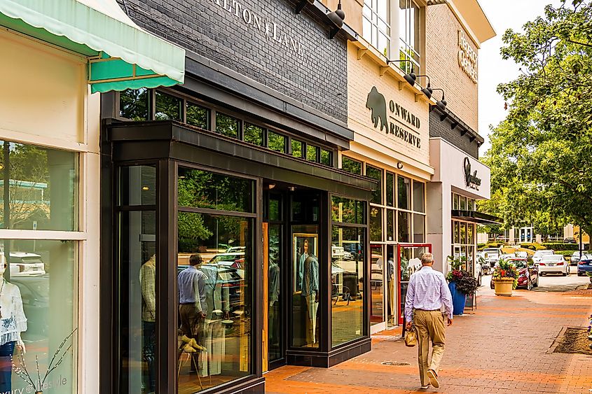 Street view in Raleigh, North Carolina, via Wileydoc / Shutterstock.com