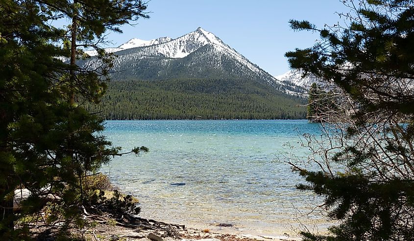 Yellow Belly Lake Sawtooth Mountain Range, Idaho