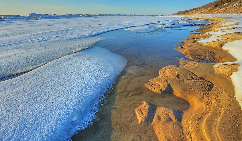 Saugatuck Dunes State Park