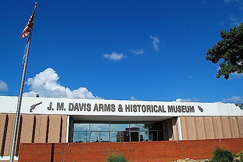 View of J.M. Davis Arms & Historical Museum