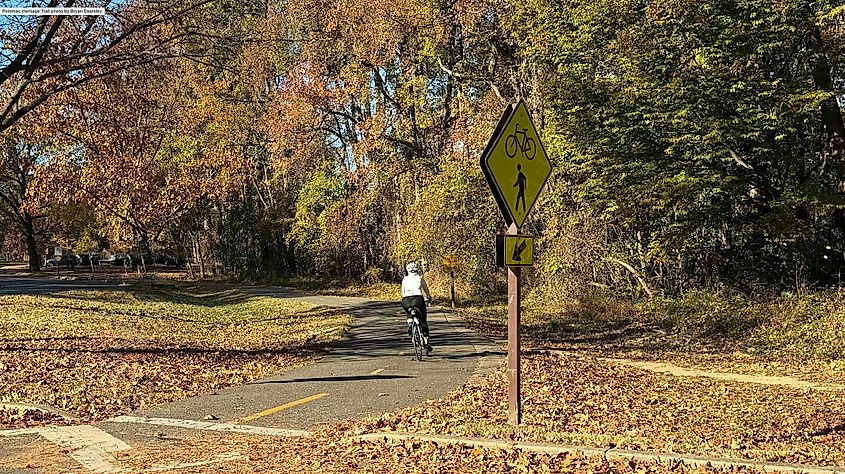 Potomac Heritage Trail photo by Bryan Dearsley