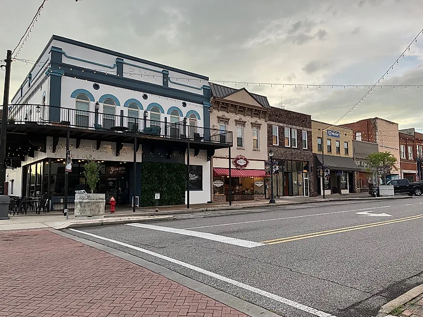 View of buildings in downtown Tuscumbia, Alabama.