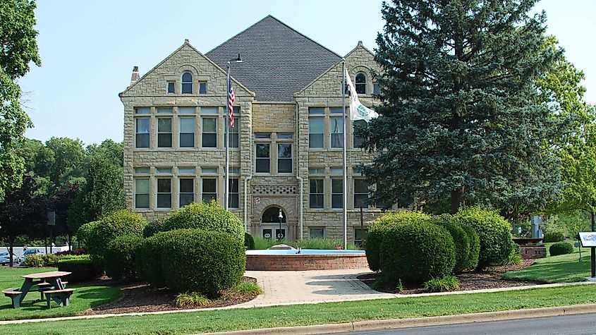 Lockport, Illinois: The City Hall, known as the Central Square building