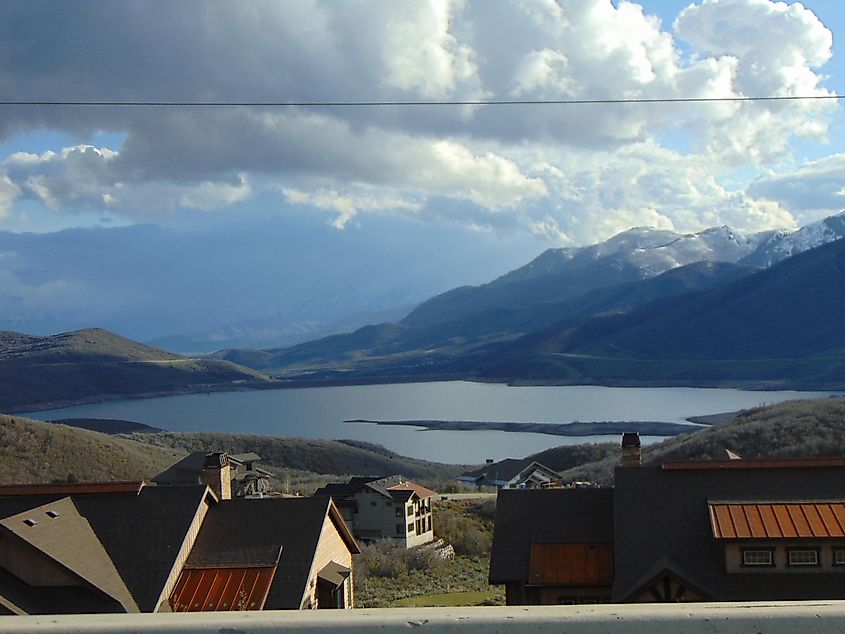 Looking south at the Jordanelle Reservoir from Utah State Route 248 in Hideout